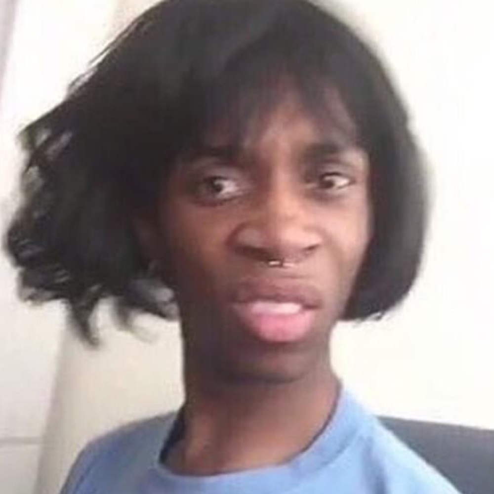 Meet your Posher, Estrella